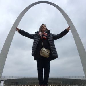 Meet your Posher, Lucy